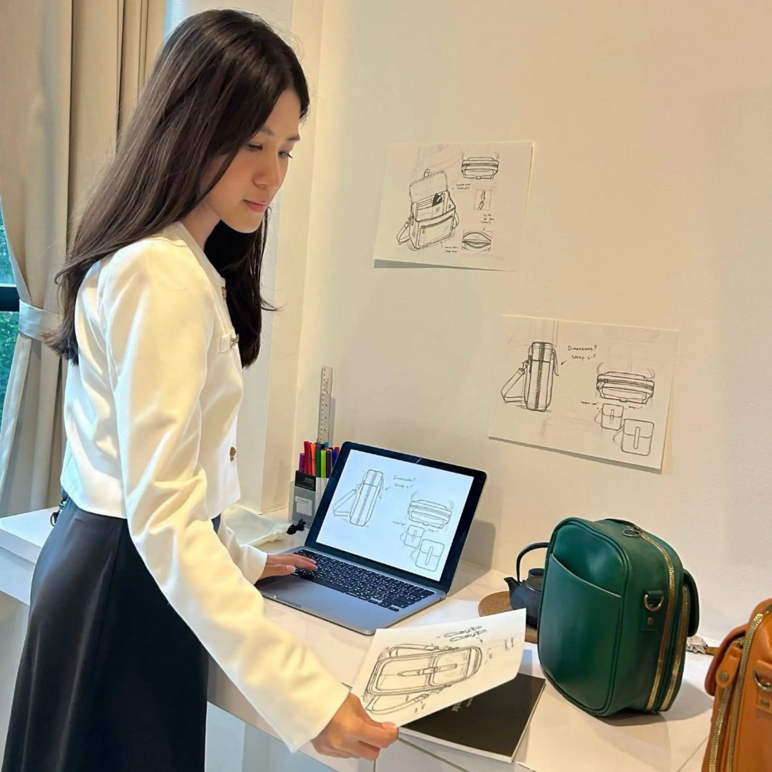 Laipan crossbody founder