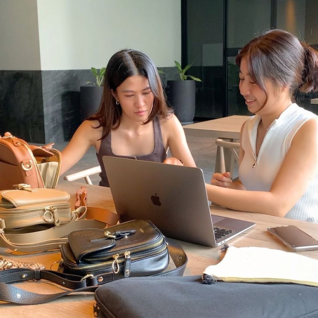 Laipan crossybody founder