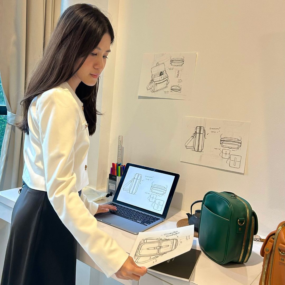 Laipan crossybody founder